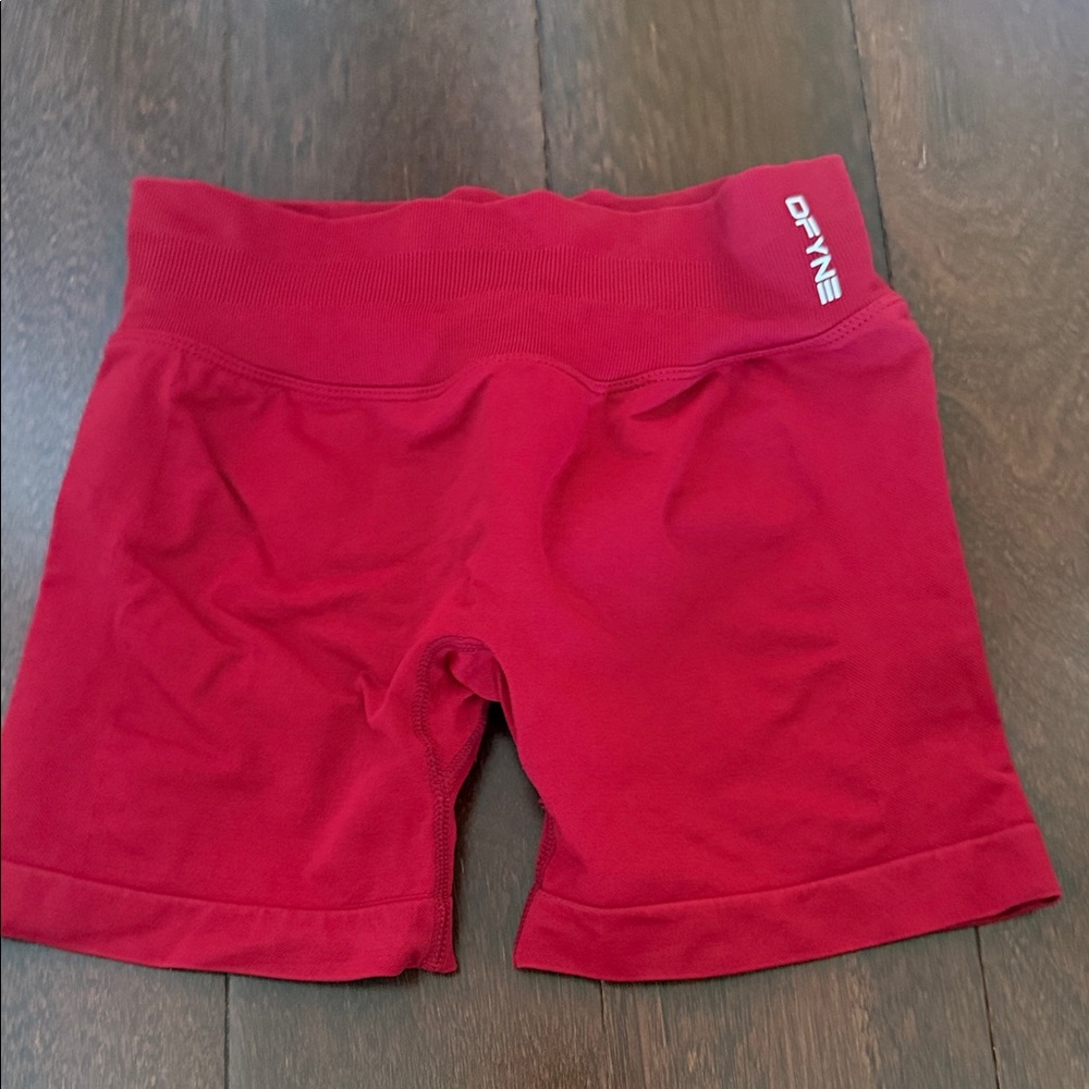 Dfyne Impact Shorts Crimson